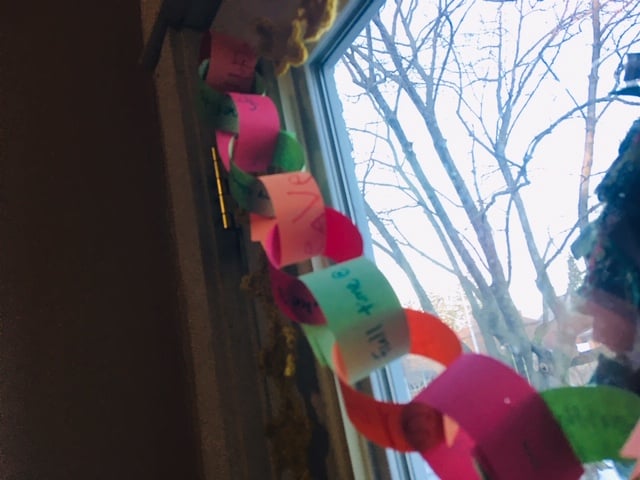 construction paper prayer chain craft for kids