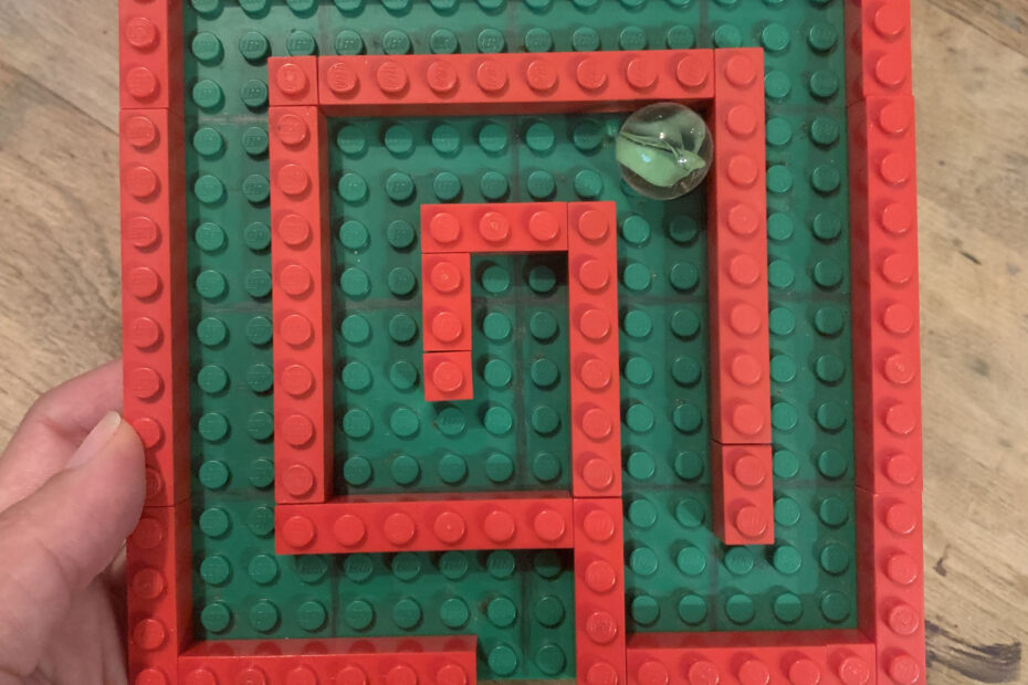 finger labyrinths out of LEGO bricks